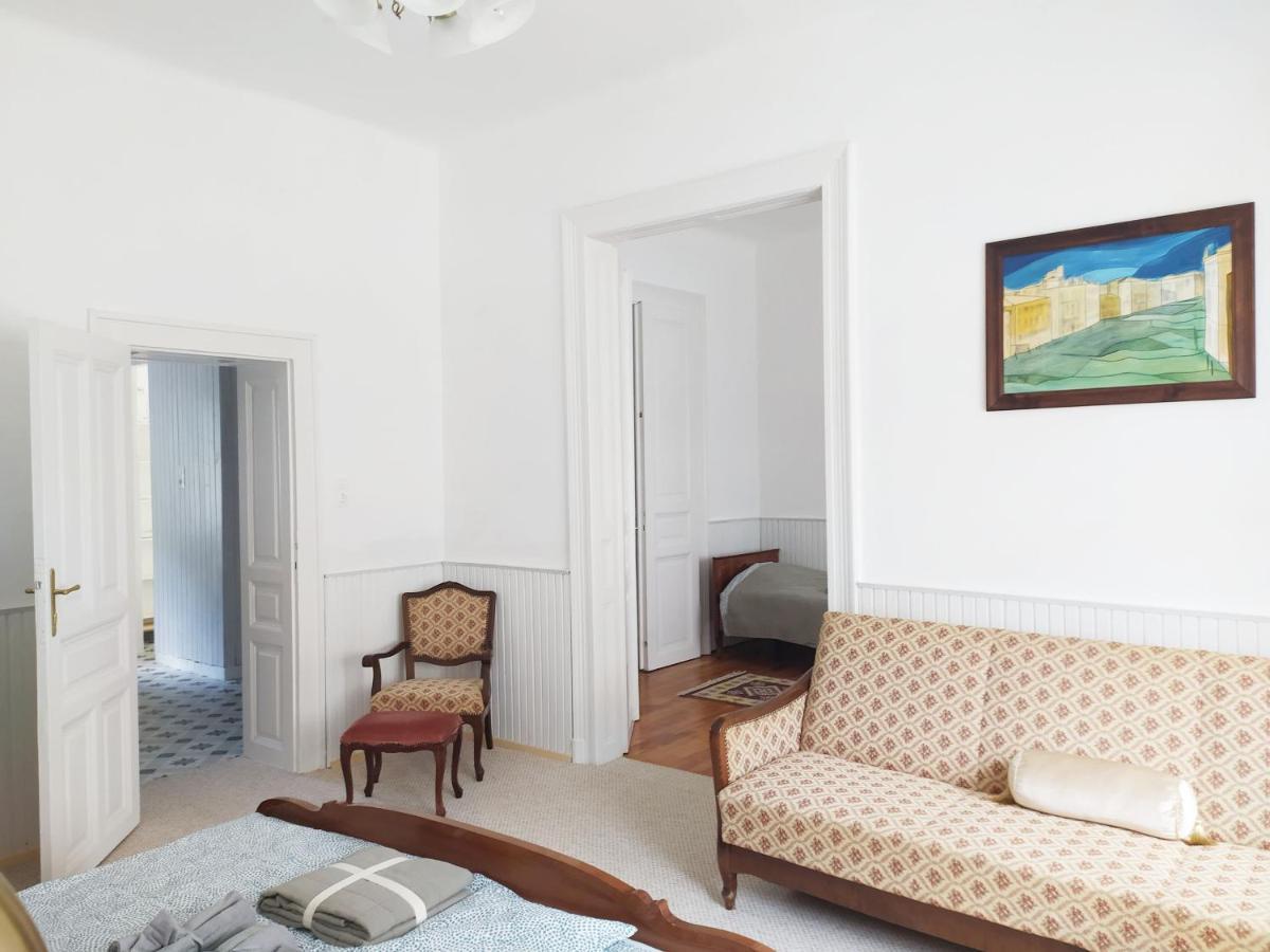 Atelier Keszthely Villa ภายนอก รูปภาพ